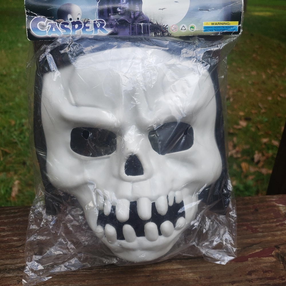 Vintage Casper Ghost Halloween Mask New In Package With FLAWS